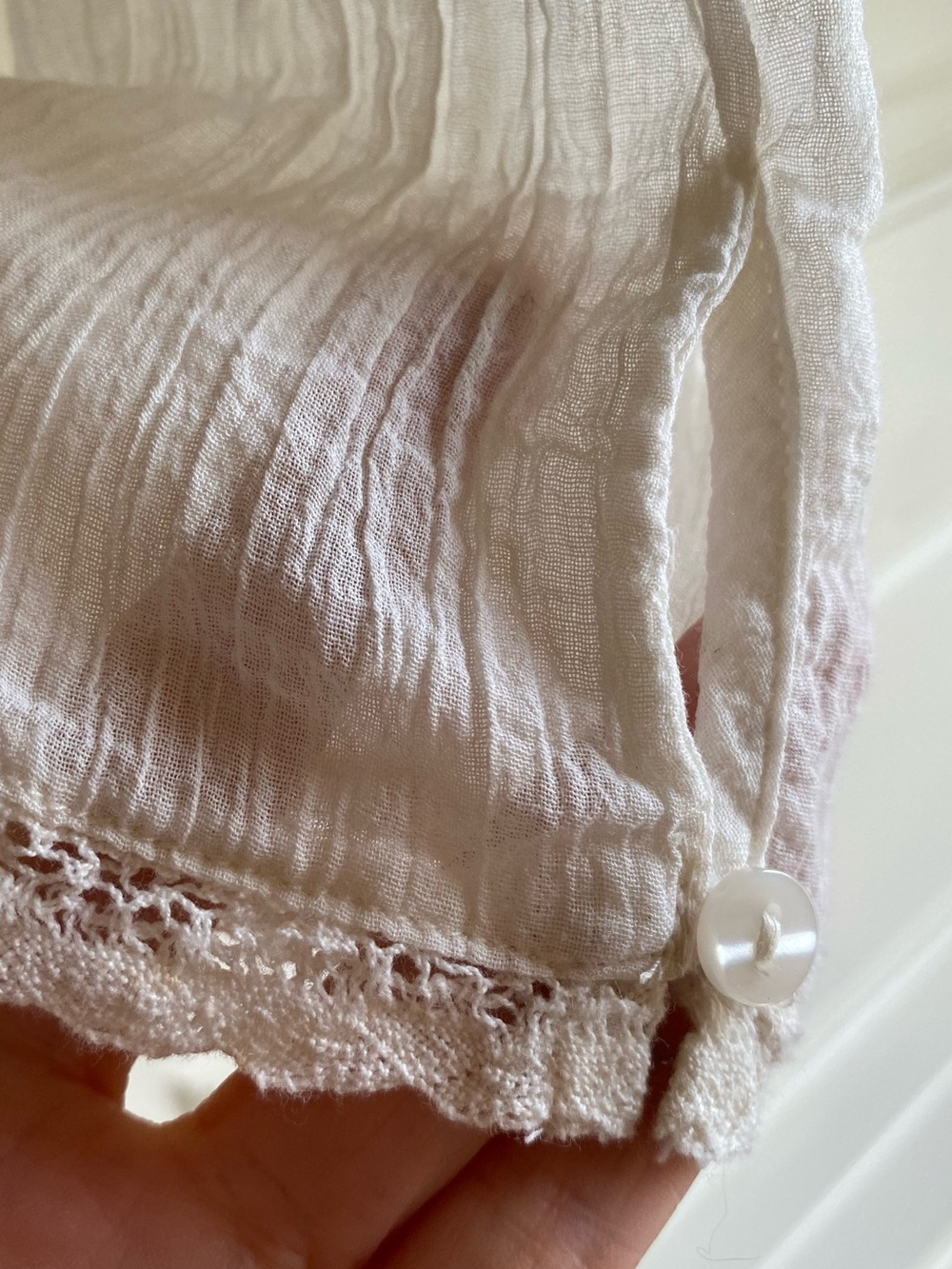 Zara Crochet Embroidered 100% Crinkle Cotton Boxy Button Up Blouse Cream Size L - Picture 11 of 15